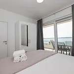 Beachfront Tic With Seaview Miletici