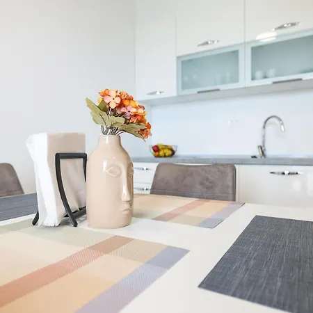 Beachfront Tic With Seaview شقة *
