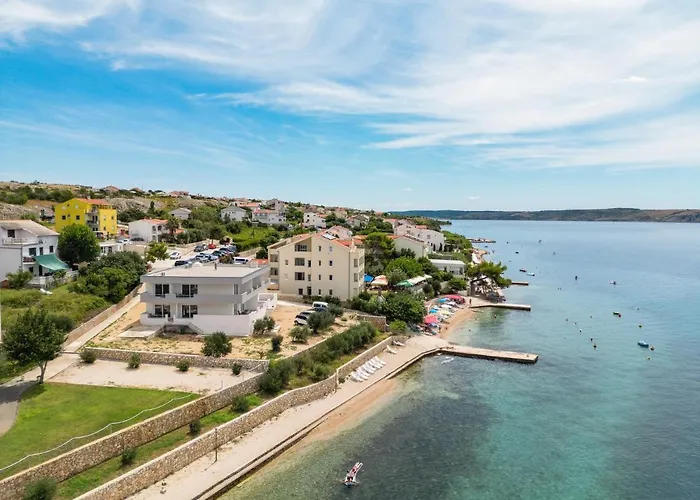 Beachfront Tic With Seaview Lejlighed