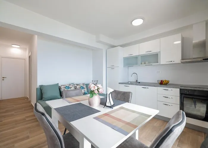 Lejlighed Beachfront Tic With Seaview Miletici