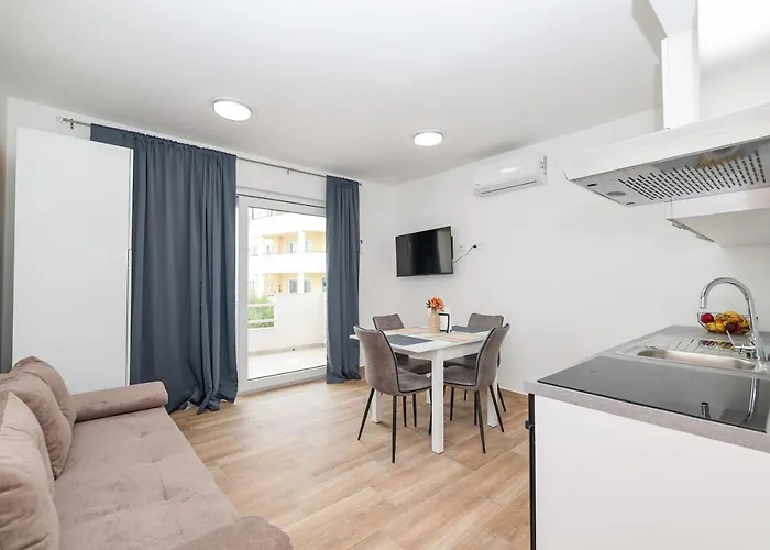 Lejlighed Beachfront Tic With Seaview Miletici