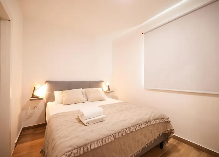 Beachfront Tic With Seaview Lejlighed