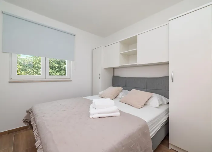 Lejlighed Beachfront Tic With Seaview Miletici