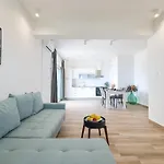 Beachfront Tic With Seaview * Miletici