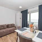 Beachfront Tic With Seaview