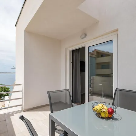 דירה Beachfront Tic With Seaview