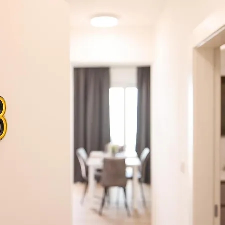 Beachfront Tic With Seaview