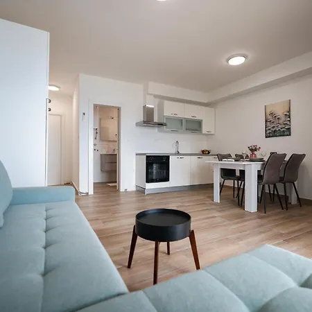 Beachfront Tic With Seaview Apartment Miletici