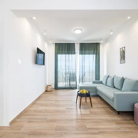 Beachfront Tic With Seaview 아파트 Miletici