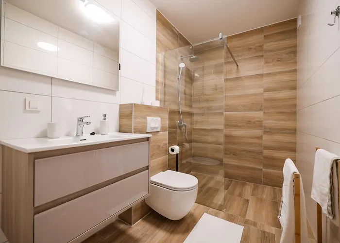 Beachfront Tic With Seaview *